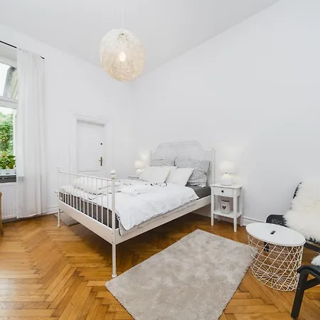 Luxury, 2 Separate Bedrooms For Four By Homeclick